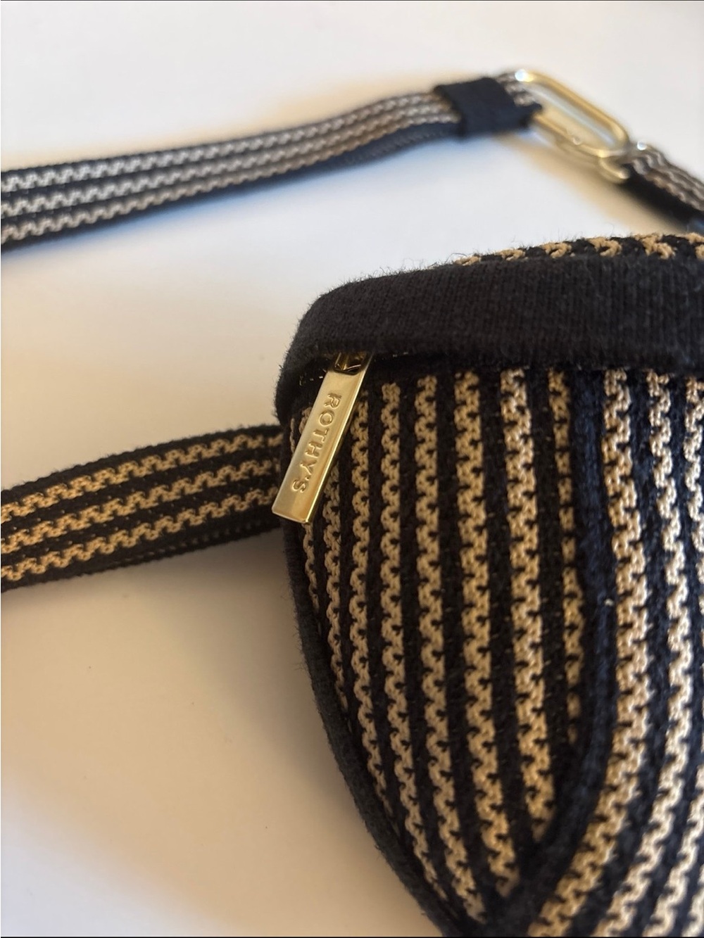 Rothy’s Black and Beige Woven Crossbody Belt Bag - Women's Stylish Everyday Bag - Picture 10 of 10